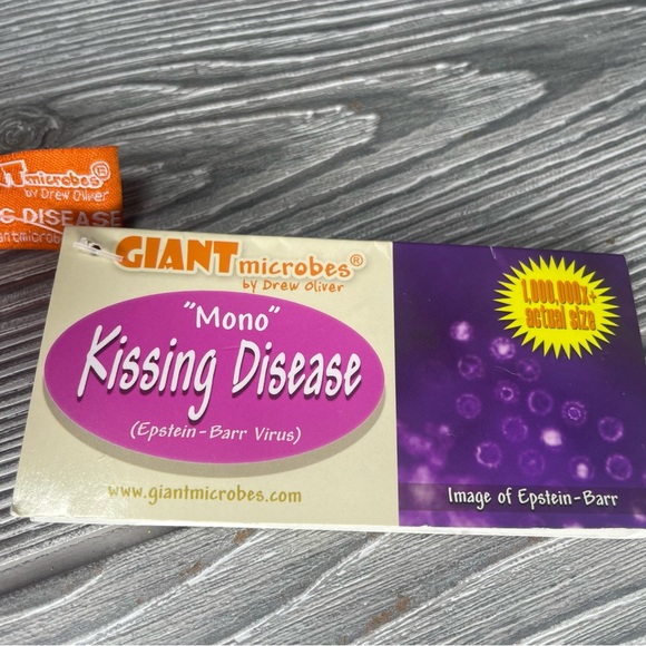 Vintage 2001 giant microbe Kissing Disease Mono with tag perfect for Valentine’s - Picture 4 of 7